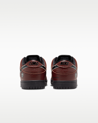 Nike SB Dunk Low Pro Skate Shoes. Nike.com